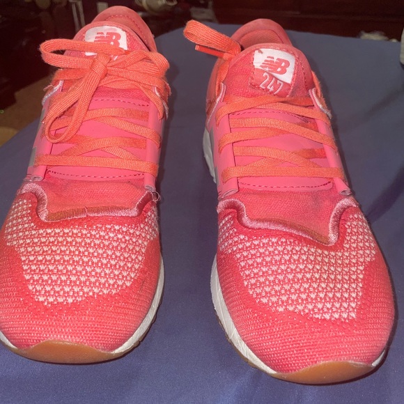 Shoes - Picture 2 of 6